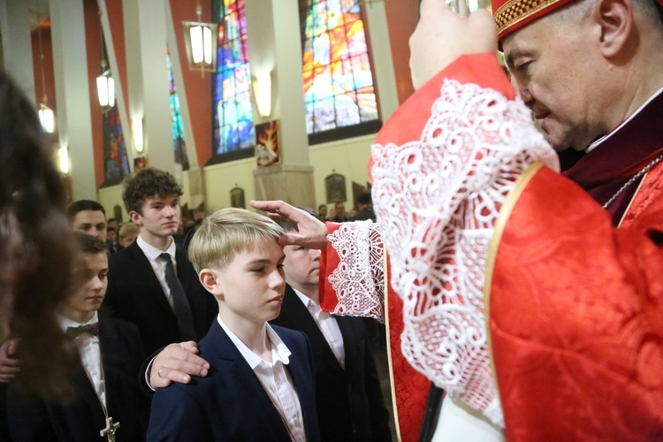 Bierzmowanie w par. pw. św. Jakuba w Brzesku