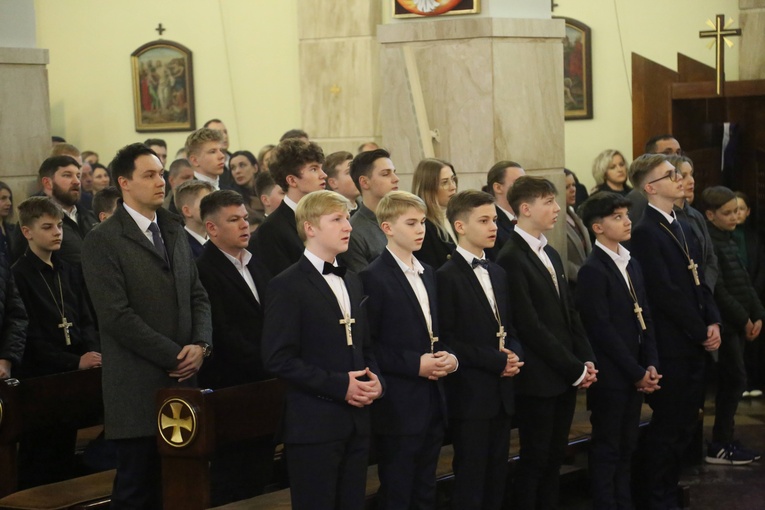 Bierzmowanie w par. pw. św. Jakuba w Brzesku