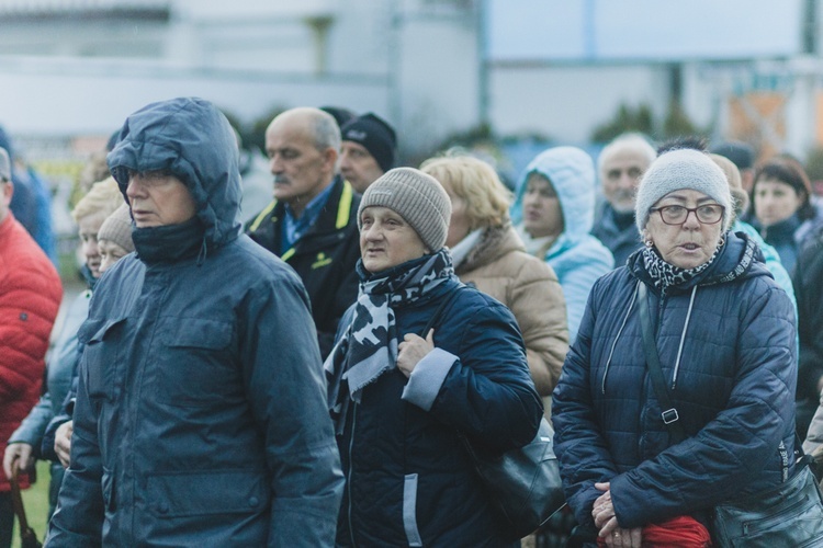 Bielawa. Droga Krzyżowa z Janem Pawłem II