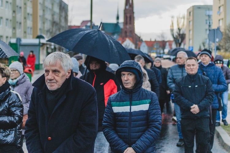 Bielawa. Droga Krzyżowa z Janem Pawłem II