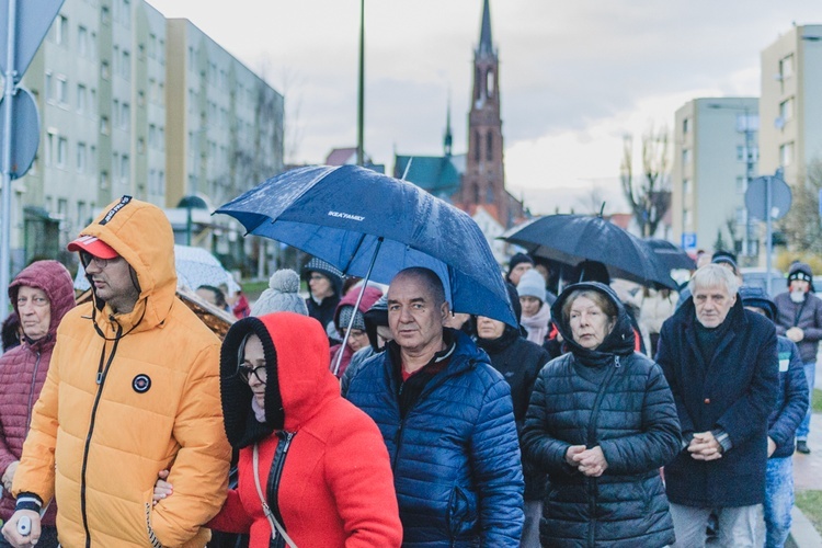 Bielawa. Droga Krzyżowa z Janem Pawłem II