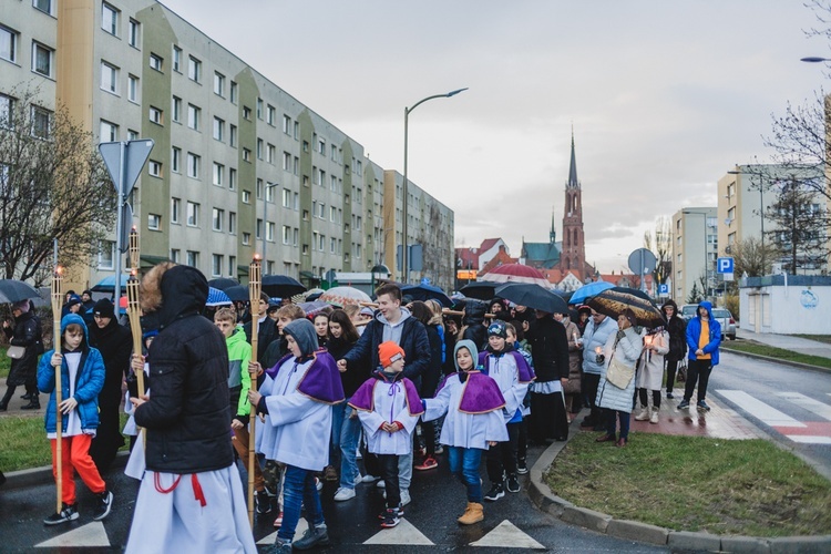 Bielawa. Droga Krzyżowa z Janem Pawłem II