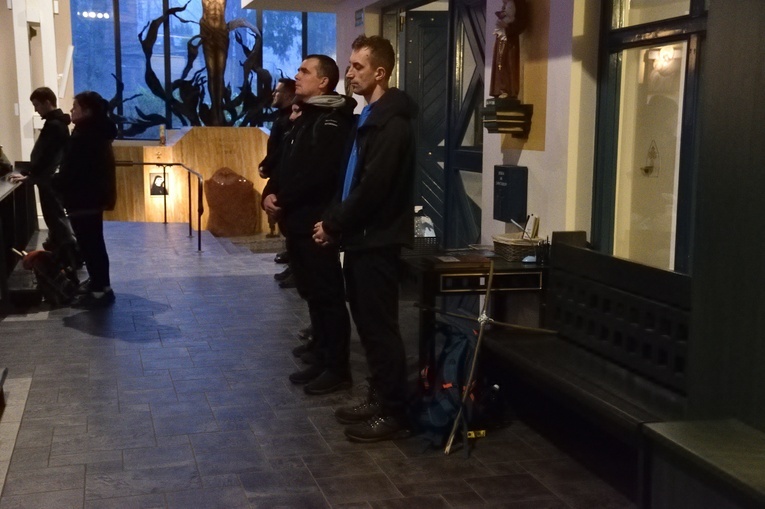 Ekstremalna Droga Krzyżowa - z Matemblewa na Kalwarię Wejherowską