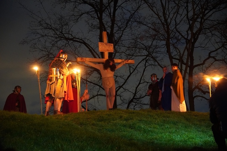 Misterium Drogi Krzyżowej we Wrocławiu-Złotnikach