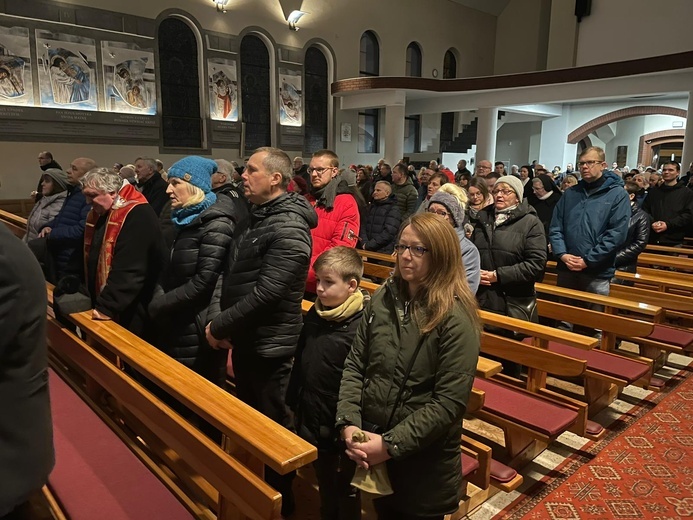 Świebodzice. Droga Krzyżowa wszystkich parafii