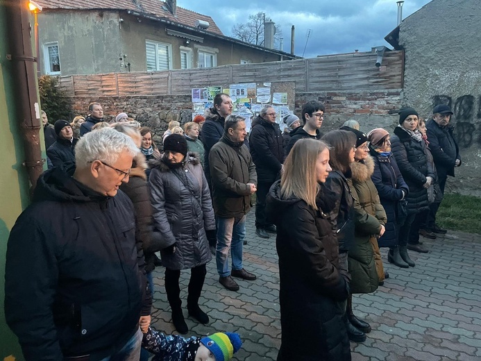 Świebodzice. Droga Krzyżowa wszystkich parafii