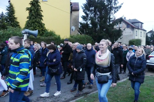Z Leszczyn na Złote Łany - Miejska Droga Krzyżowa w Bielsku-Białej 2023