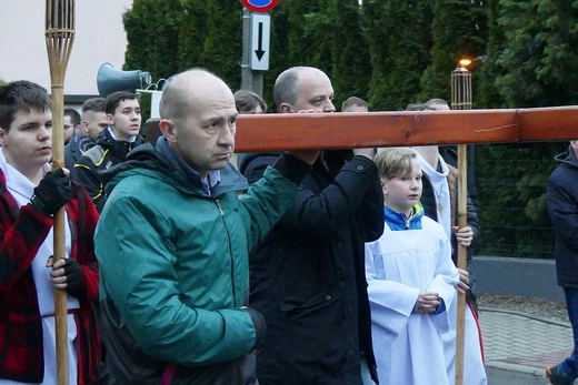 Z Leszczyn na Złote Łany - Miejska Droga Krzyżowa w Bielsku-Białej 2023