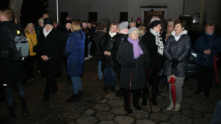 Łagiewniki. Droga Krzyżowa do trzech krzyży