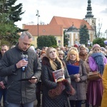 Ząbkowice Śl. Miejska Droga Krzyżowa ze św. Jadwigą i św. Janem Pawłem II 