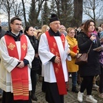 Ząbkowice Śl. Miejska Droga Krzyżowa ze św. Jadwigą i św. Janem Pawłem II 