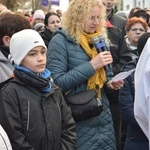 Ząbkowice Śl. Miejska Droga Krzyżowa ze św. Jadwigą i św. Janem Pawłem II 