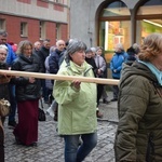 Ząbkowice Śl. Miejska Droga Krzyżowa ze św. Jadwigą i św. Janem Pawłem II 