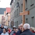 Ząbkowice Śl. Miejska Droga Krzyżowa ze św. Jadwigą i św. Janem Pawłem II 