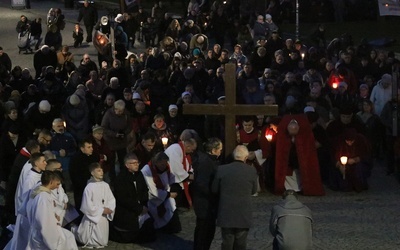 Legnica. Miejska droga krzyżowa