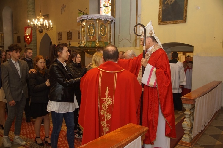 Bierzmowanie u św. Mikołaja w Świebodzicach