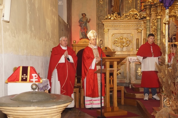 Bierzmowanie u św. Mikołaja w Świebodzicach