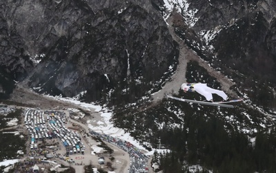 PŚ w skokach - Żyła trzeci w Planicy, zwyciężył Austriak Kraft 