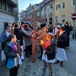 Kłodzko. Uliczna Droga Krzyżowa z jezuitami