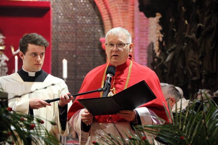 Jubileusz 40-lecia kapłaństwa abp. Józefa Kupnego