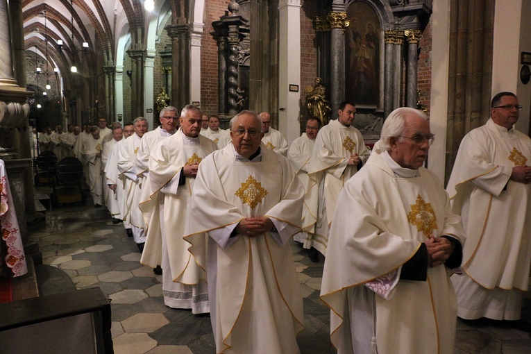 Jubileusz 40-lecia kapłaństwa abp. Józefa Kupnego