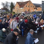 Dzierżoniów. Miejska Droga Krzyżowa z Janem Pawłem II