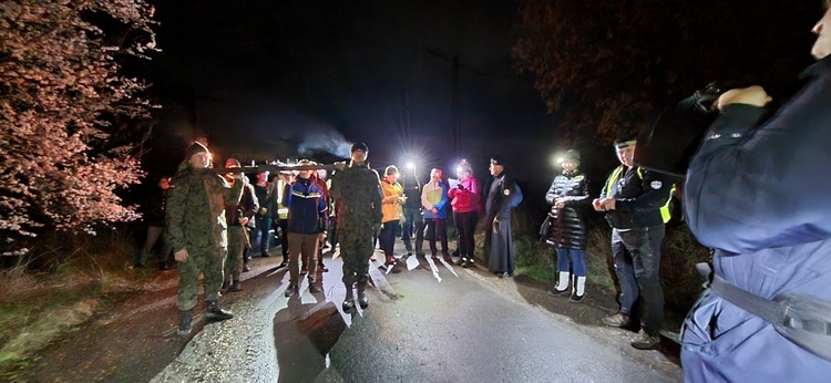 Jaroszów. Droga Krzyżowa z niezłomnymi