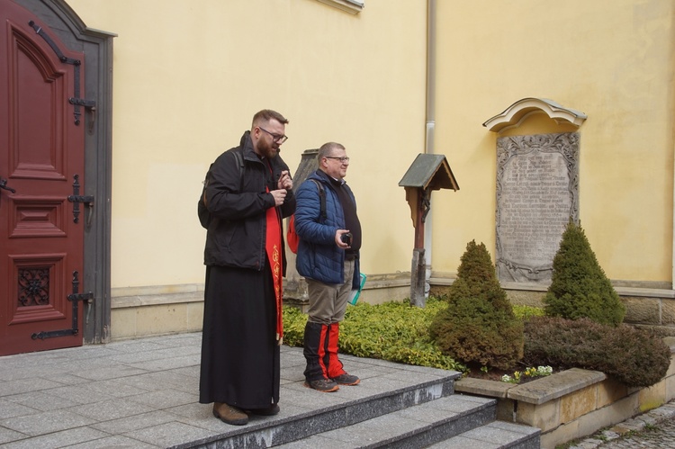 Dekanalna Droga Krzyżowa na Chełmiec