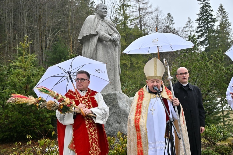 Kard. Dziwisz w Księżówce