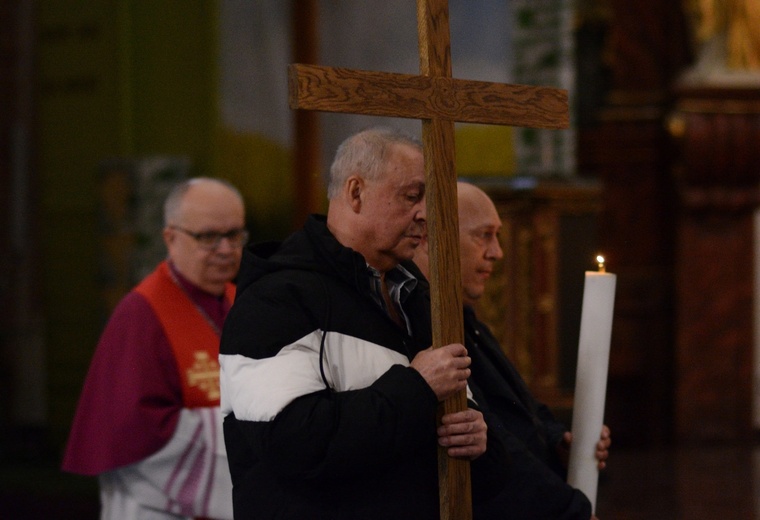 Droga Krzyżowa bezdomnych