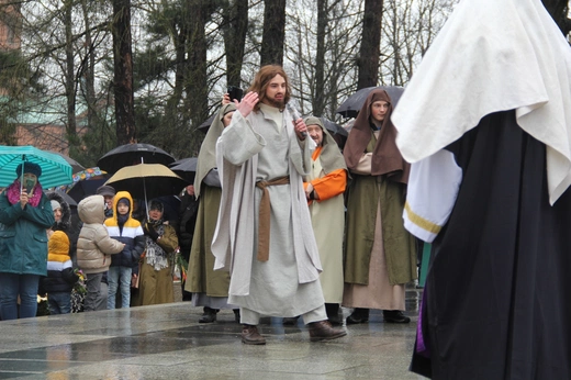 Chwalebne Misterium Męki Pańskiej w Piekarach Śl.