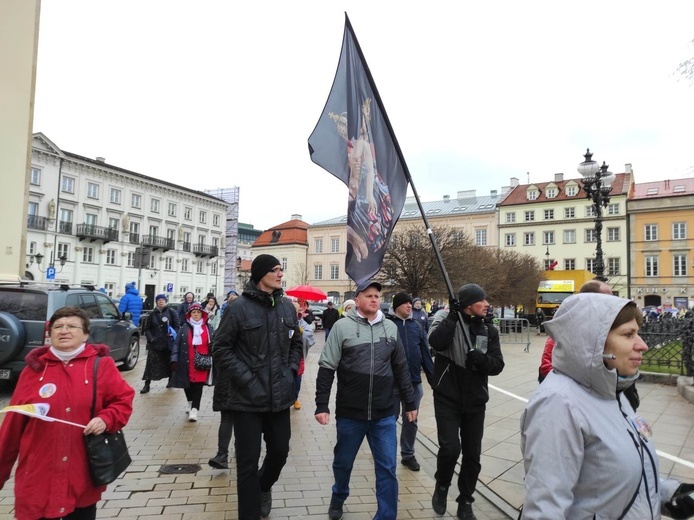 Pilanie na Narodowym Marszu Papieskim 