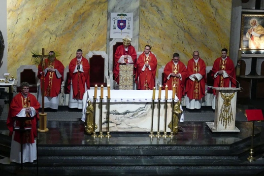 Błogosławieństwo 142 ceremoniarzy i 27 animatorów diecezji w bielskim Sercu 2023