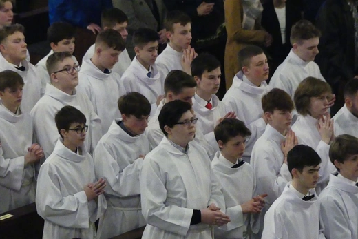 Błogosławieństwo 142 ceremoniarzy i 27 animatorów diecezji w bielskim Sercu 2023