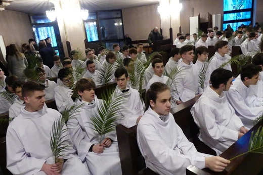 Błogosławieństwo 142 ceremoniarzy i 27 animatorów diecezji w bielskim Sercu 2023