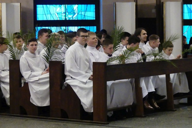 Błogosławieństwo 142 ceremoniarzy i 27 animatorów diecezji w bielskim Sercu 2023