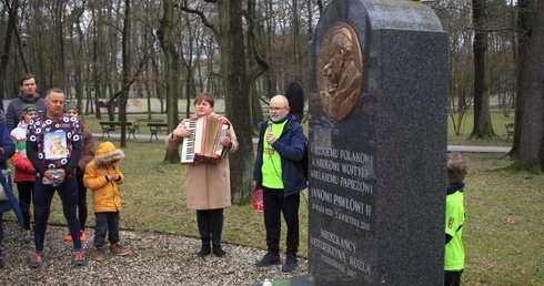 Bardzo chcemy młodemu pokoleniu przekazać prawdę, że to był największy z Polaków