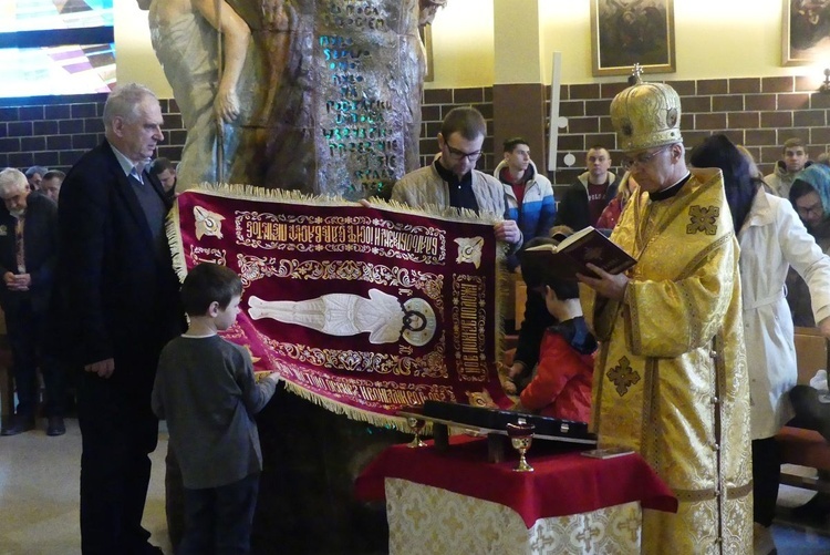 Abp Eugeniusz Popowicz odwiedził greckokatolicki ośrodek duszpasterski na Leszczynach