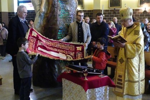 Abp Eugeniusz Popowicz odwiedził greckokatolicki ośrodek duszpasterski na Leszczynach