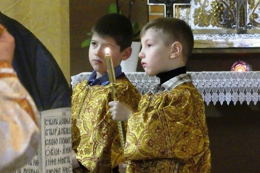 Abp Eugeniusz Popowicz odwiedził greckokatolicki ośrodek duszpasterski na Leszczynach