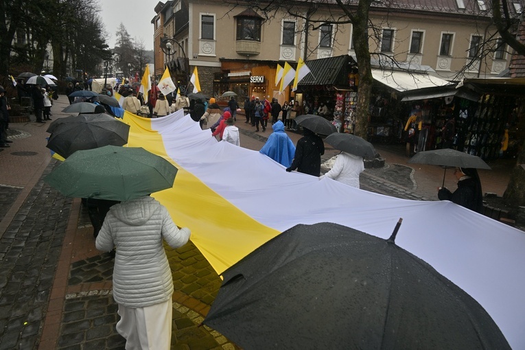 Marsz w obronie Jana Pawła II w Zakopanem