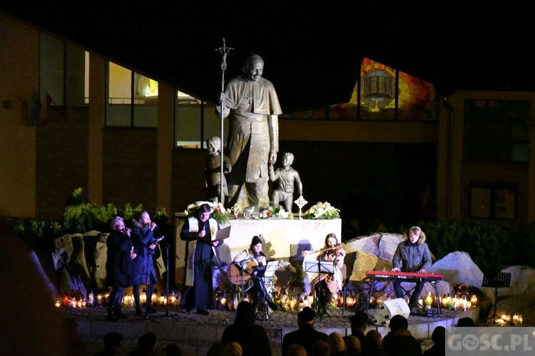 W Zielonej Górze uczczono św. Jana Pawła II