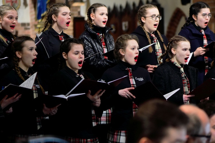 Koncert pasyjny w konkatedrze św. Jakuba w Olsztynie