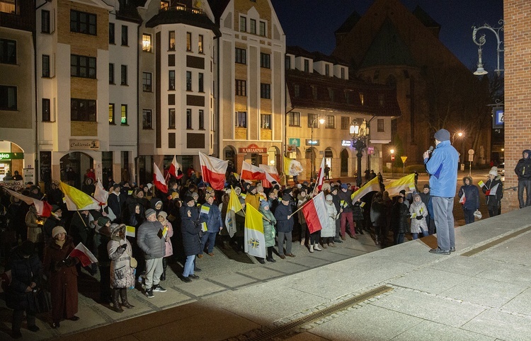 Papieskie zgromadzenie w Kołobrzegu 