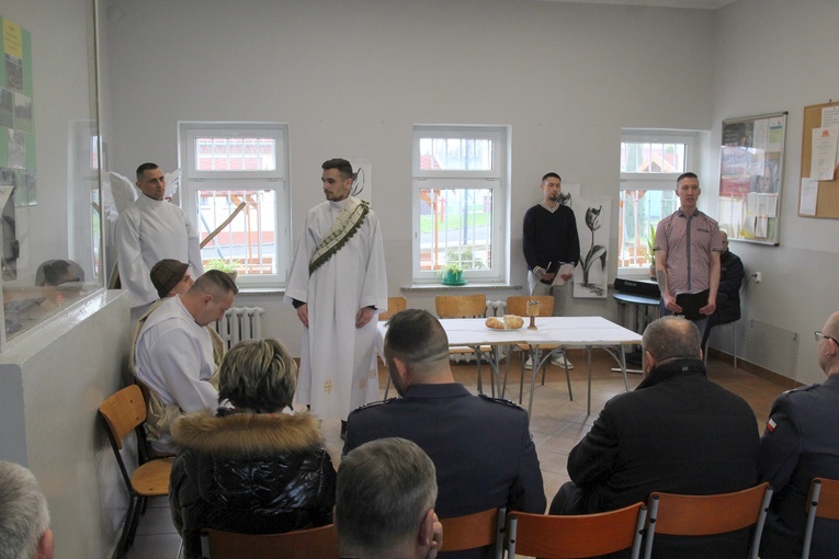 Dobre słowo zza krat