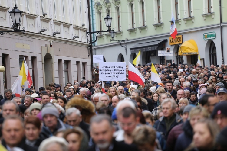 Marsz w obronie dziedzictwa Jana Pawła II