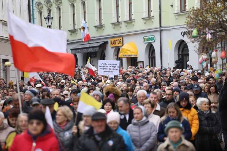 Marsz w obronie dziedzictwa Jana Pawła II