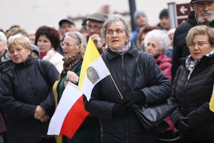 Marsz w obronie dziedzictwa Jana Pawła II