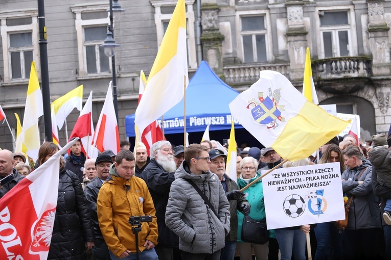 Marsz w obronie dziedzictwa Jana Pawła II