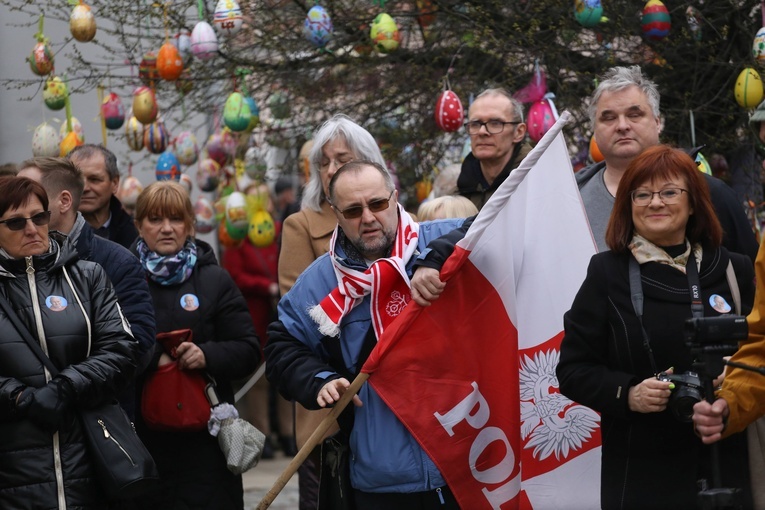 Marsz w obronie dziedzictwa Jana Pawła II